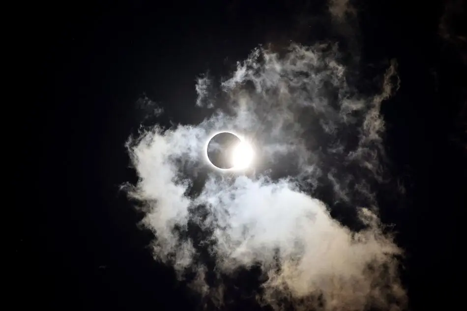 Eclipse-1